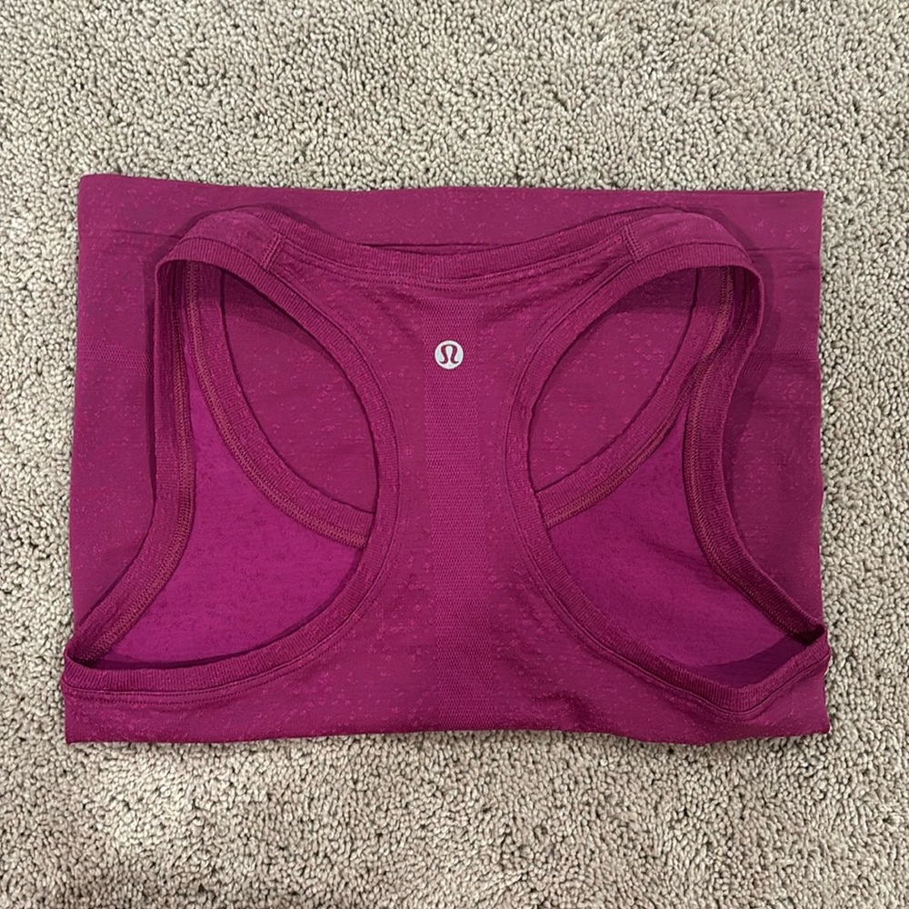 Lululemon Swiftly Tech Racerback 2.0 / Size 2 / Color: Magenta 💐